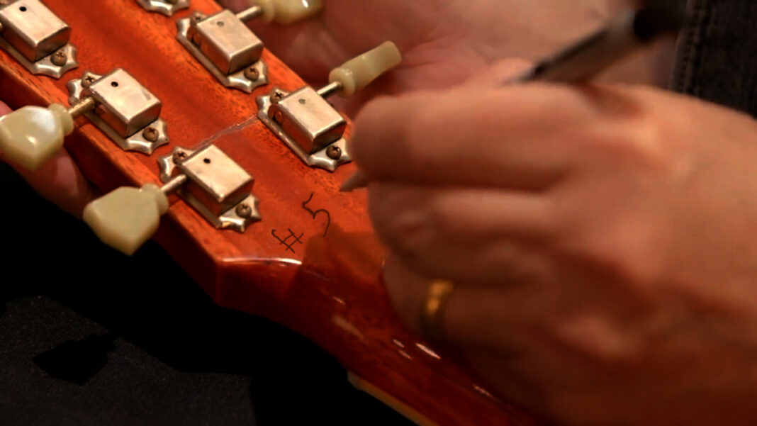 Gibson Custom MK58 5 1068x601 Posłuchaj brzmienia gitar Marka Knopflera. Rozmowa z Pierre KAJKO, dawnym działaczem olsztyńskiej Solidarności🔊