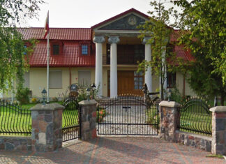 Głódź skazany na pałac Fot. Zrzut ekranu z Google maps