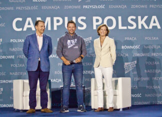 O polityce zagranicznej i komunistycznej kreaturze